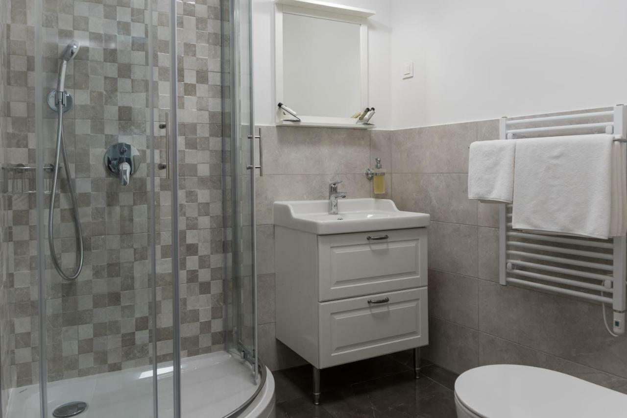 Double Room,781204164:JPEG